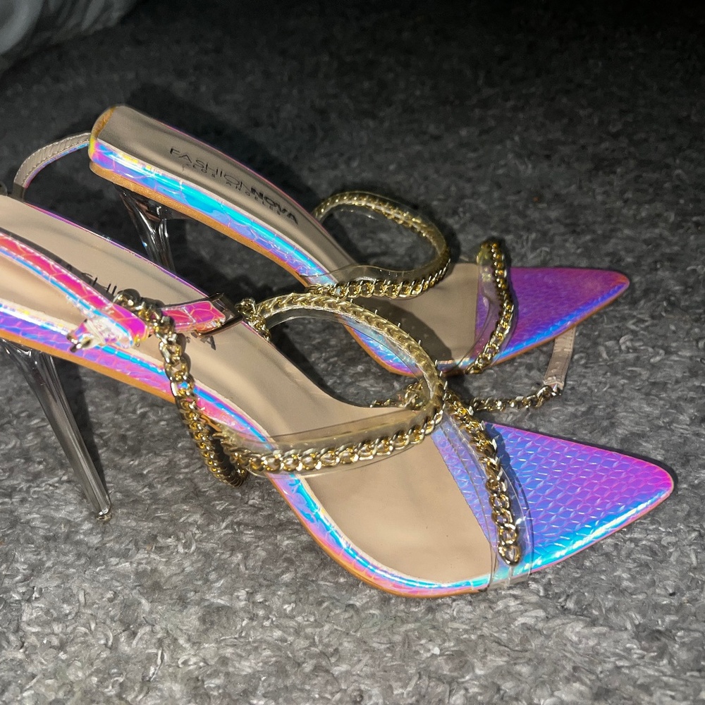 Fluorescent stilettos